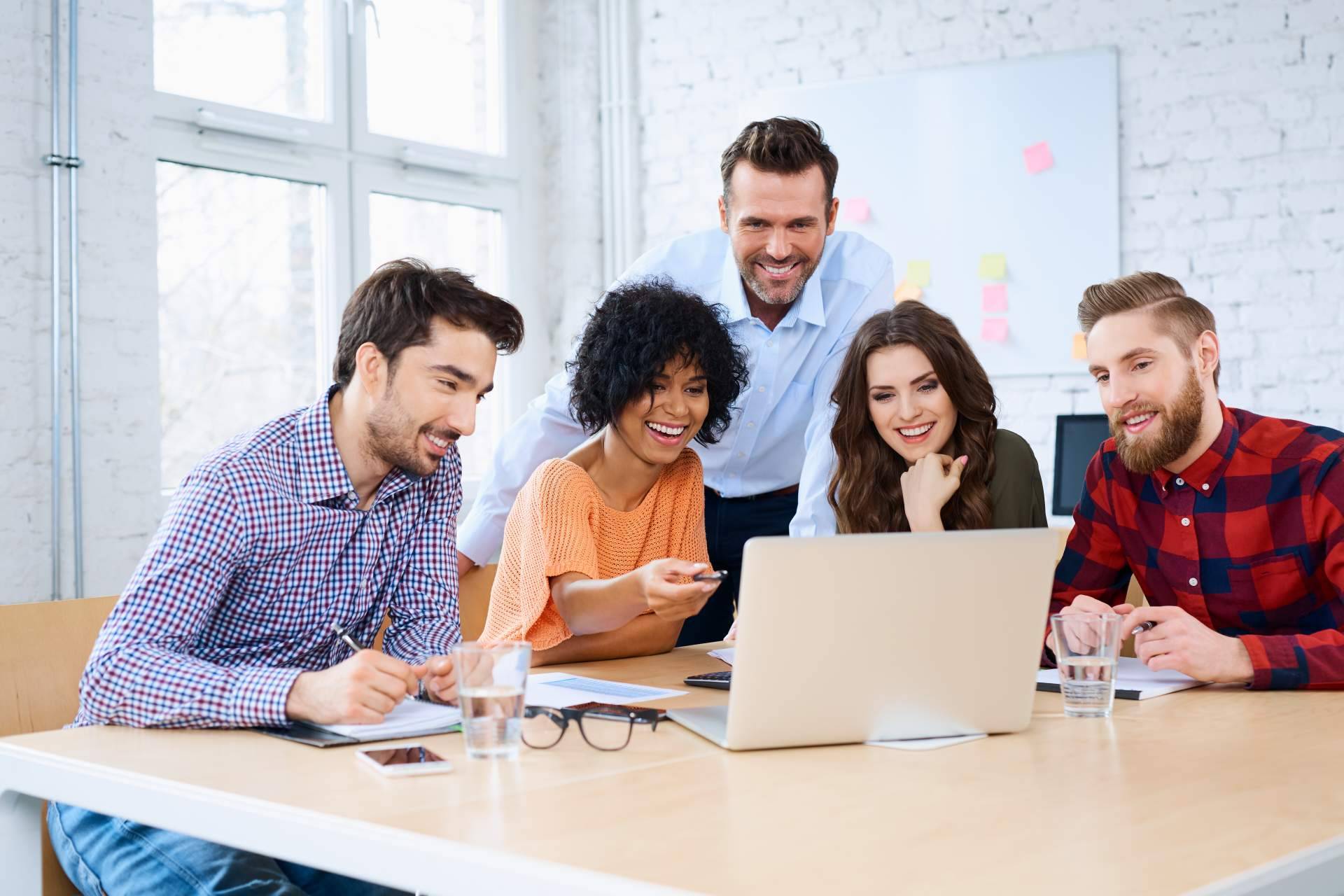 Introducirse en el mercado laboral con la doble titulación en Dirección de Marketing Digital y Digital Business