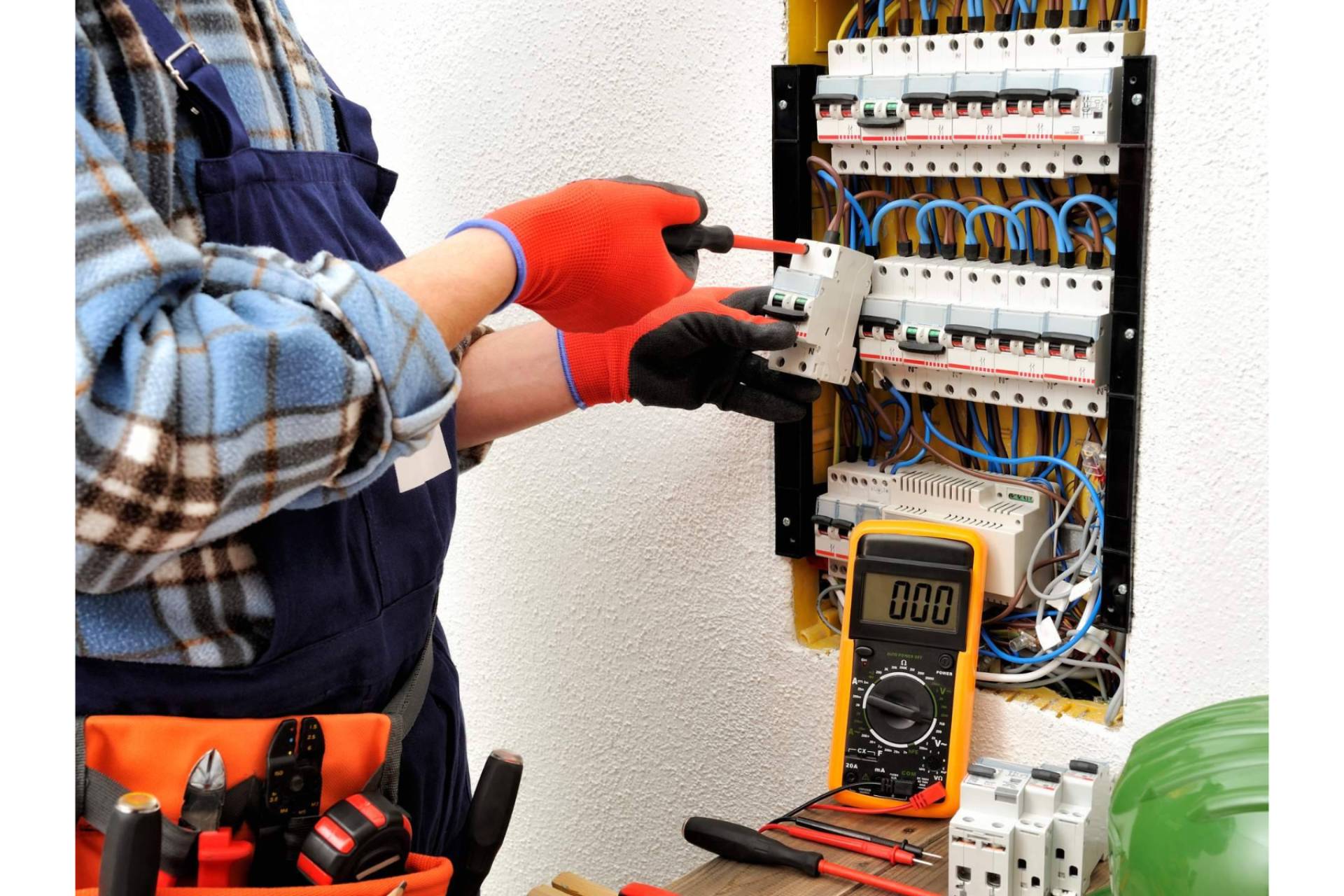 Protección ante incidentes eléctricos con los interruptores Acti 9 ic40v de Cadenza Electric