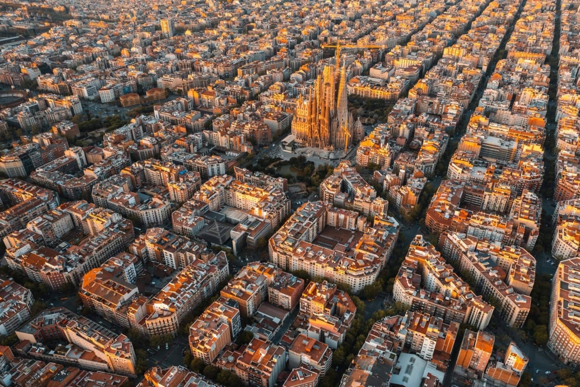 Expertos inmobiliarios en la Ciudad Condal con KENSINGTON Finest Properties International