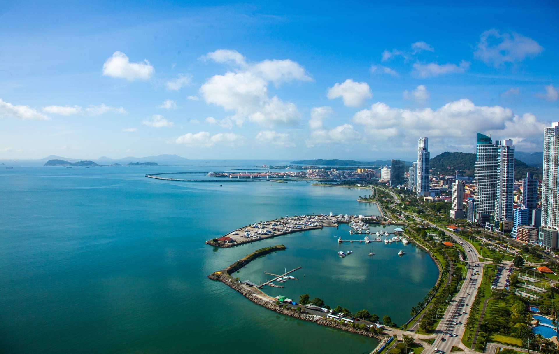 Hacer negocios e invertir en Panamá, por Grupo Los Pueblos