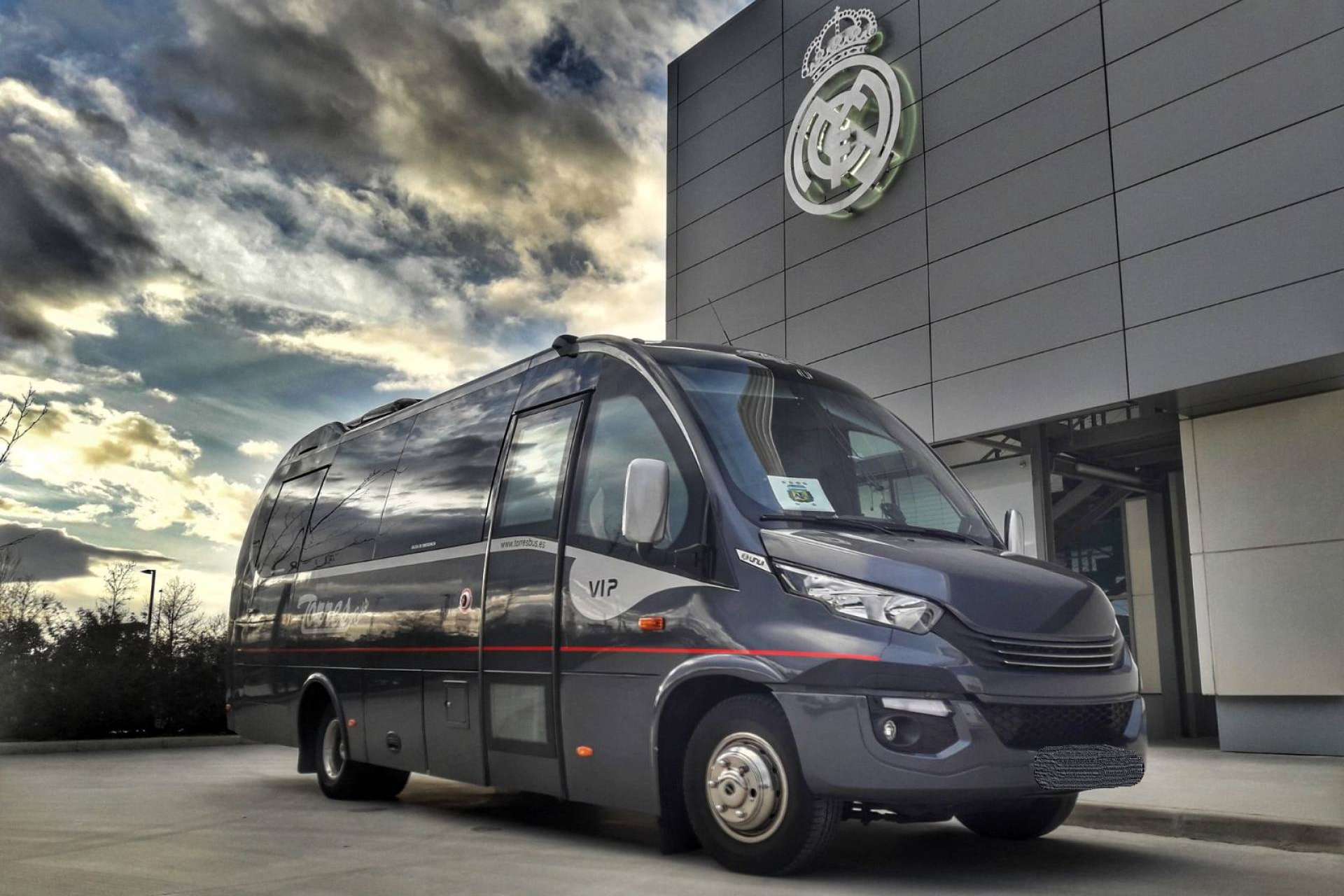 Traslado aeropuerto en Madrid de la mano de Torres Bus