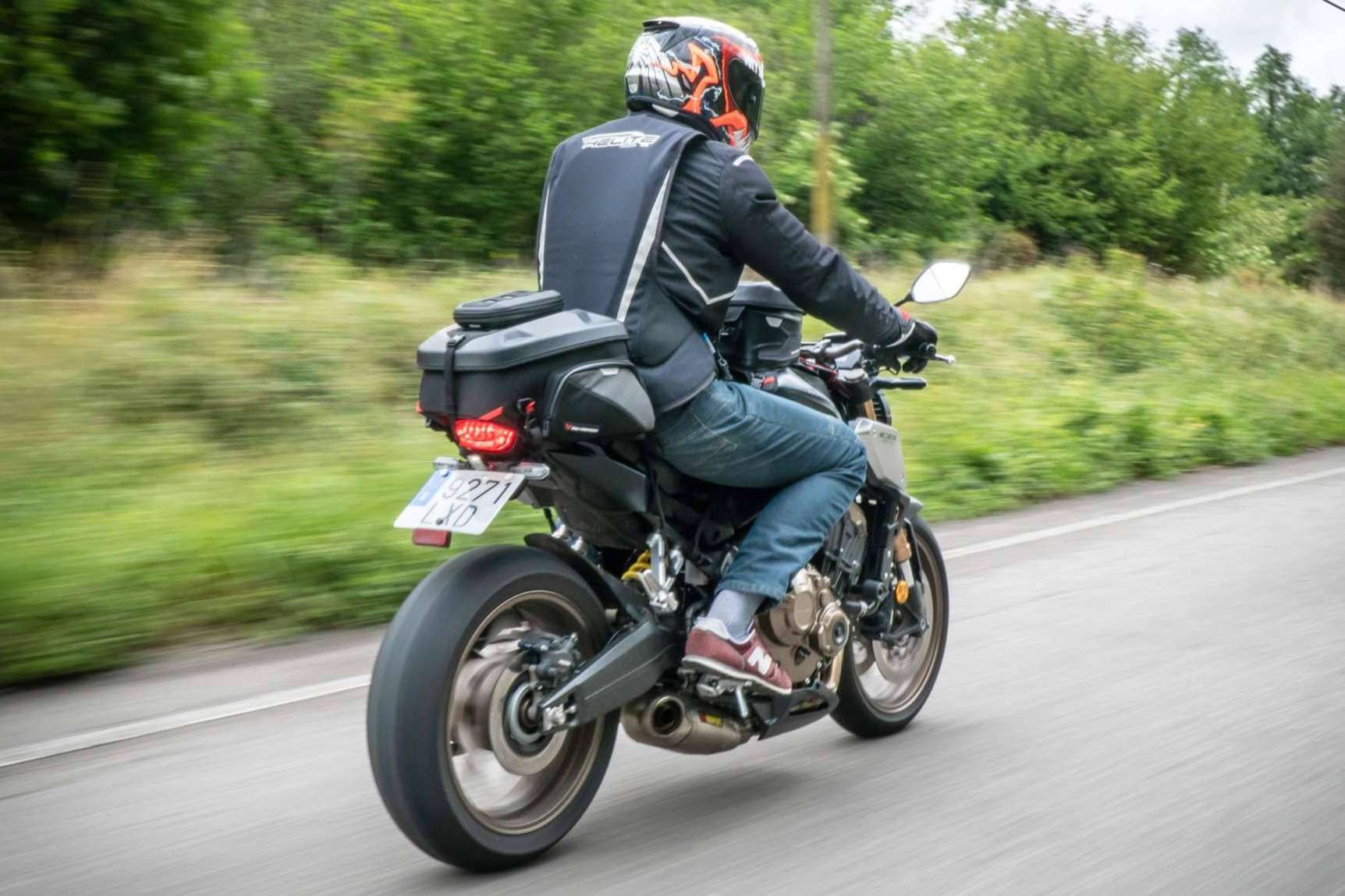 Todos los accesorios necesarios para una aventura en moto, con SW-MOTECH