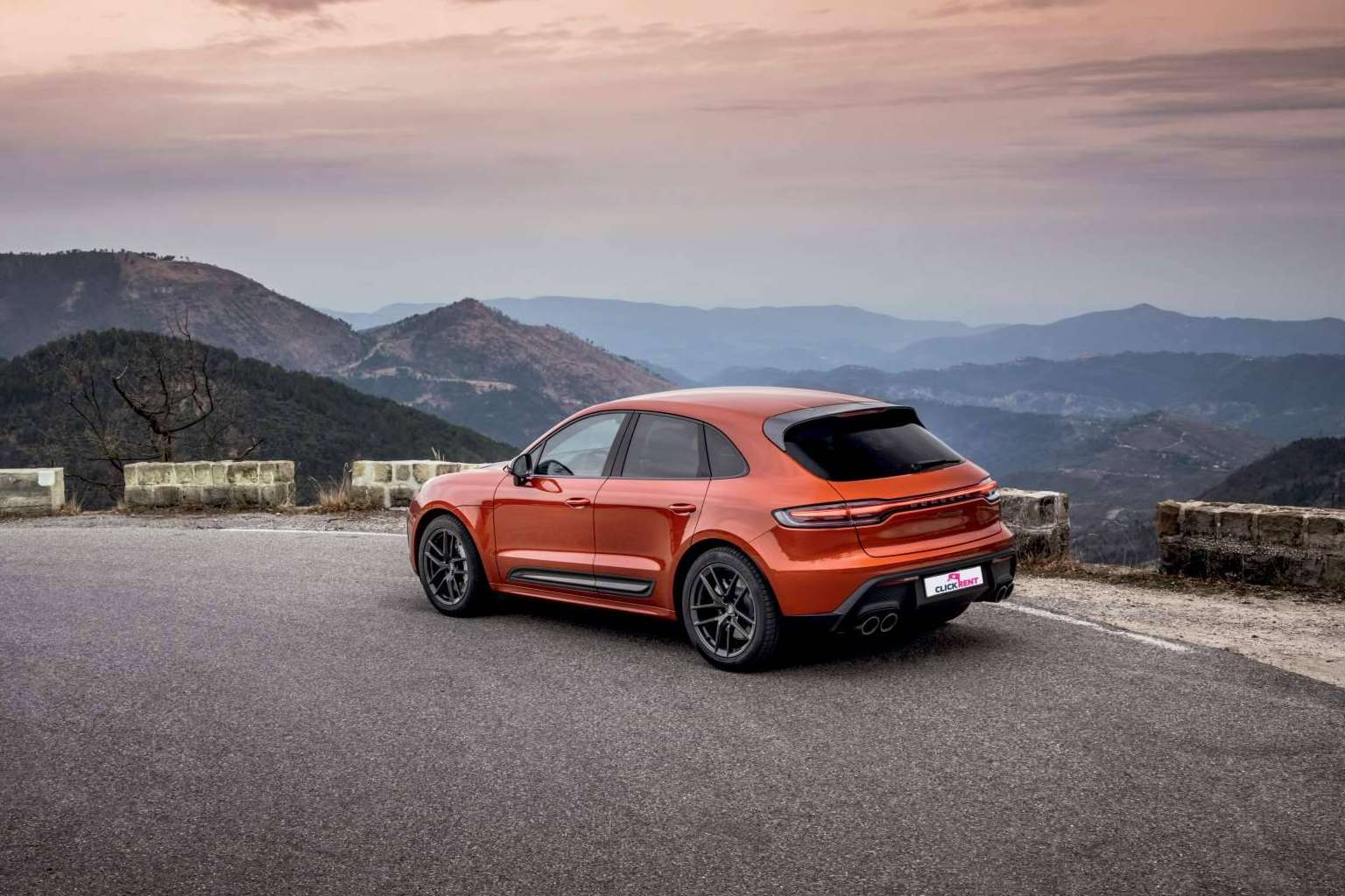 Alquiler de coches en Mallorca e Ibiza con la calidad y precios bajos de ClickRent