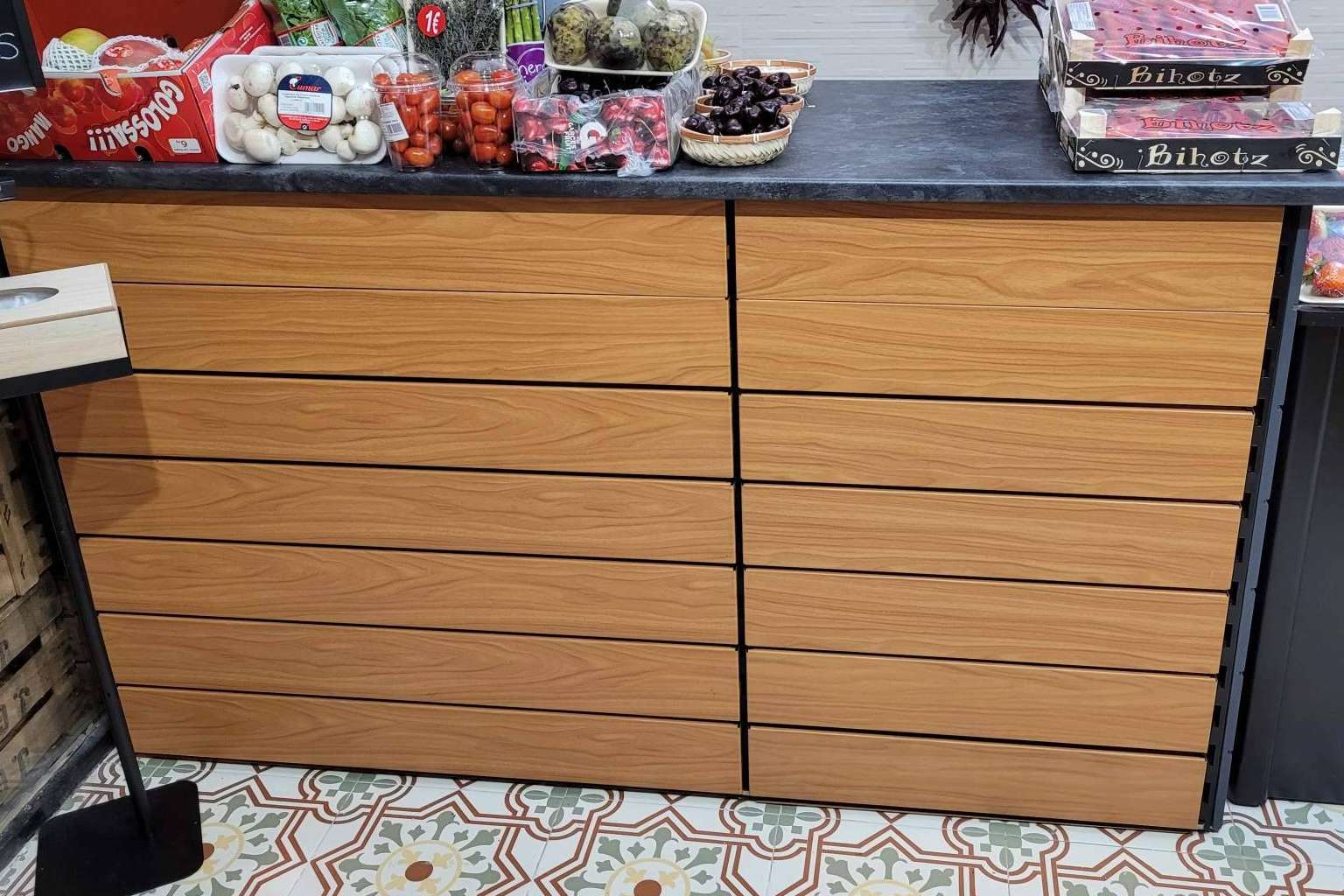 Estanterías metálicas para tiendas, con Equipotutienda