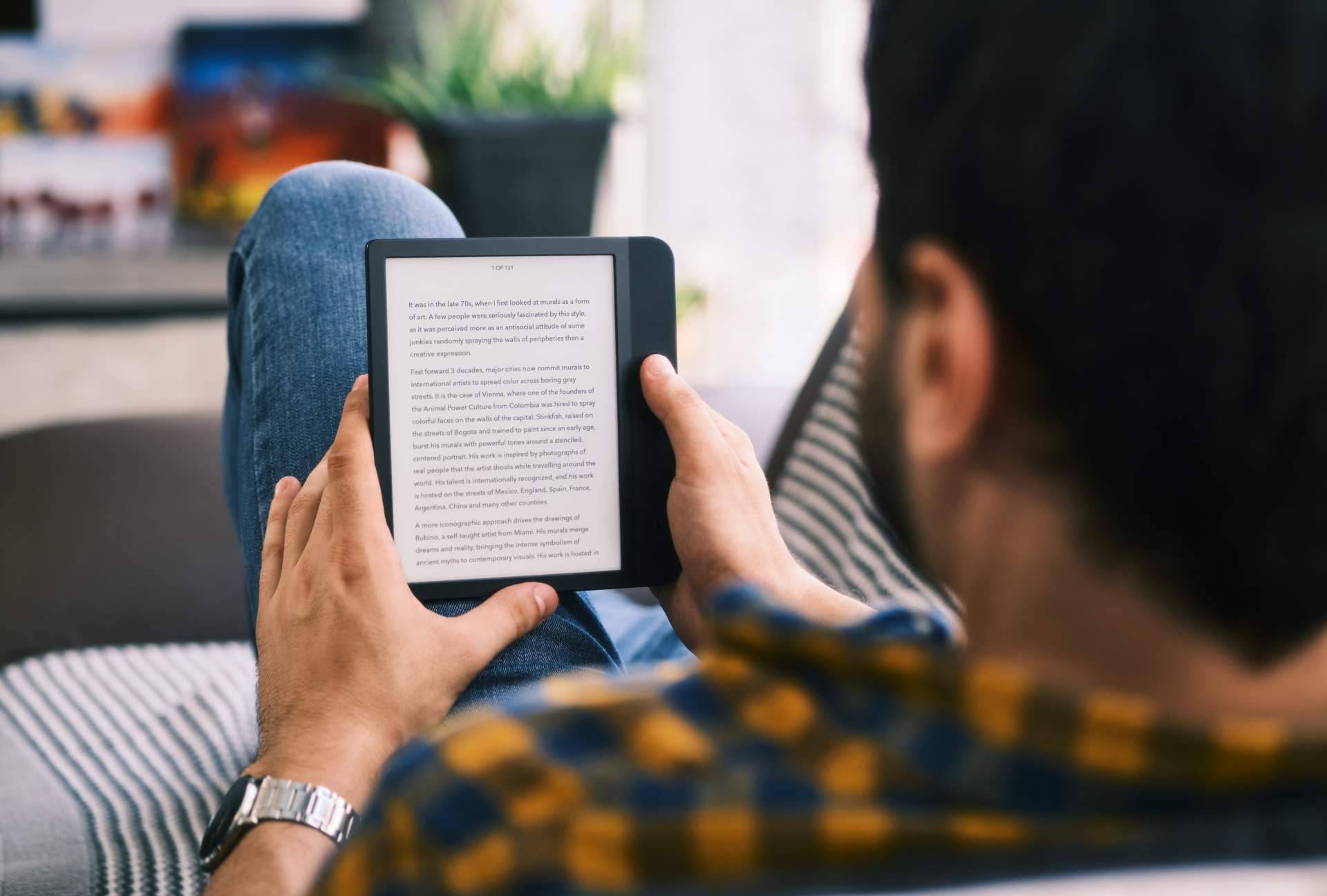 Ados Asesoría Alternativa y la autopublicación de libros