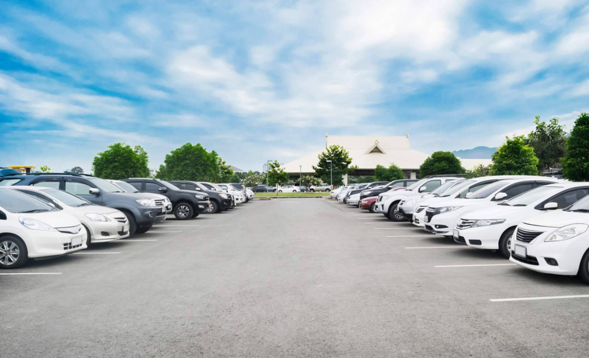 Aparcar el coche al lado del aeropuerto de Alicante de una manera segura es posible con Monster Parking