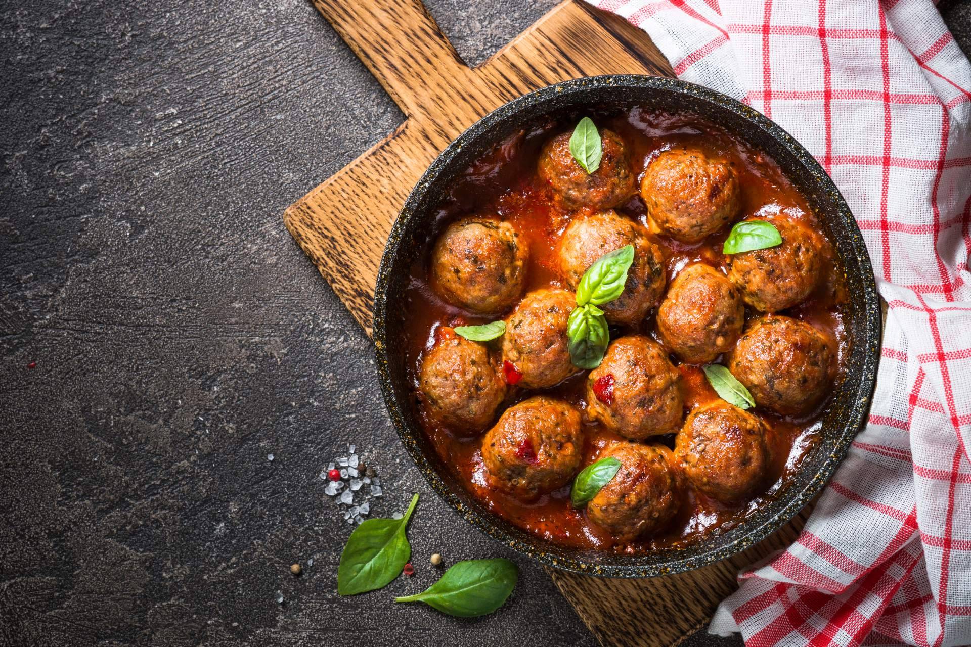 Nuveg revoluciona el sabor. Descubrir estas ricas albóndigas veganas en la innovadora línea de Mediterranean Superfoods