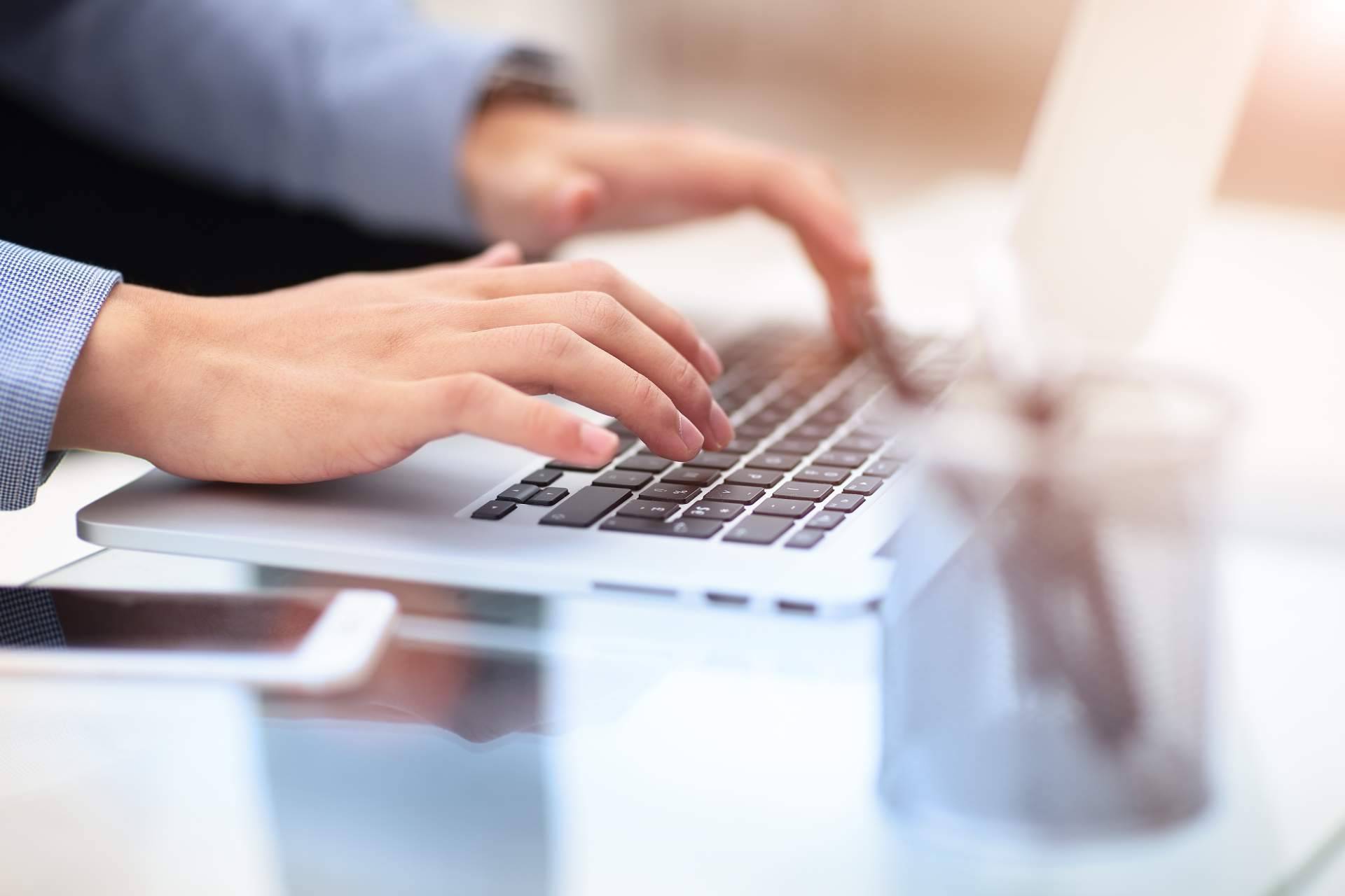 Confiar en una agencia de marketing digital para promocionar un negocio en internet