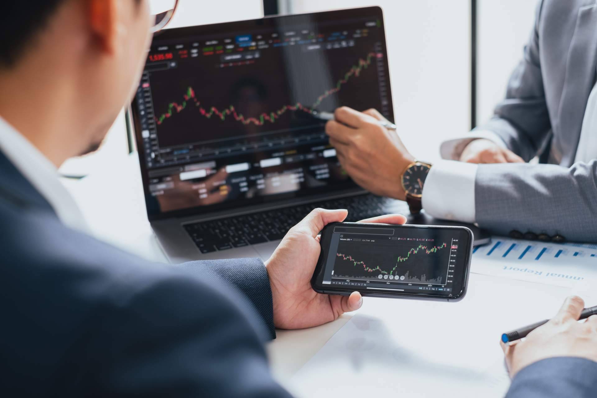 La nueva generación de brókers. Juventud y confianza en Bridge Markets