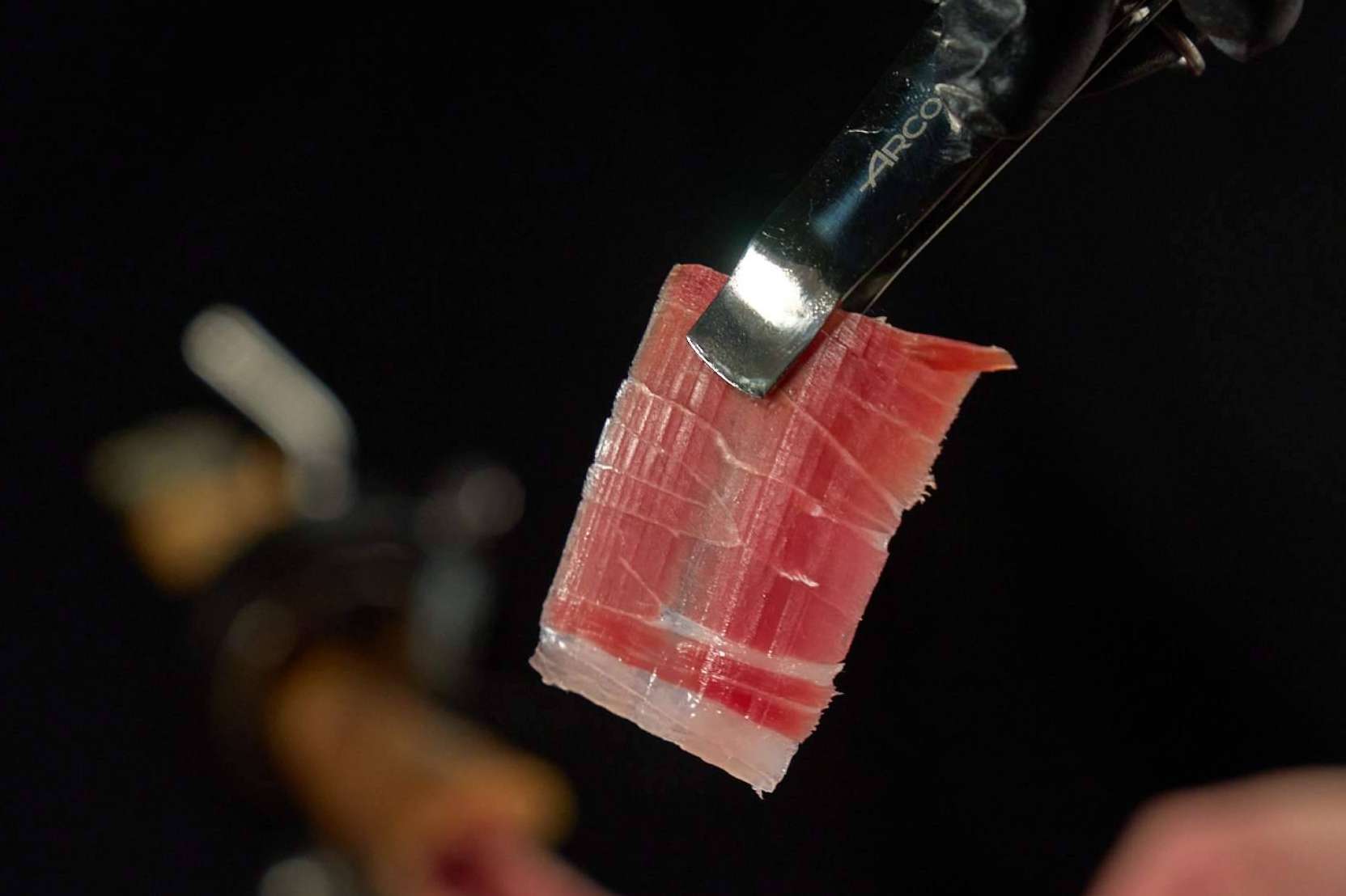 Jamón bellota 100 % ibérico de la marca Jamones Caballero
