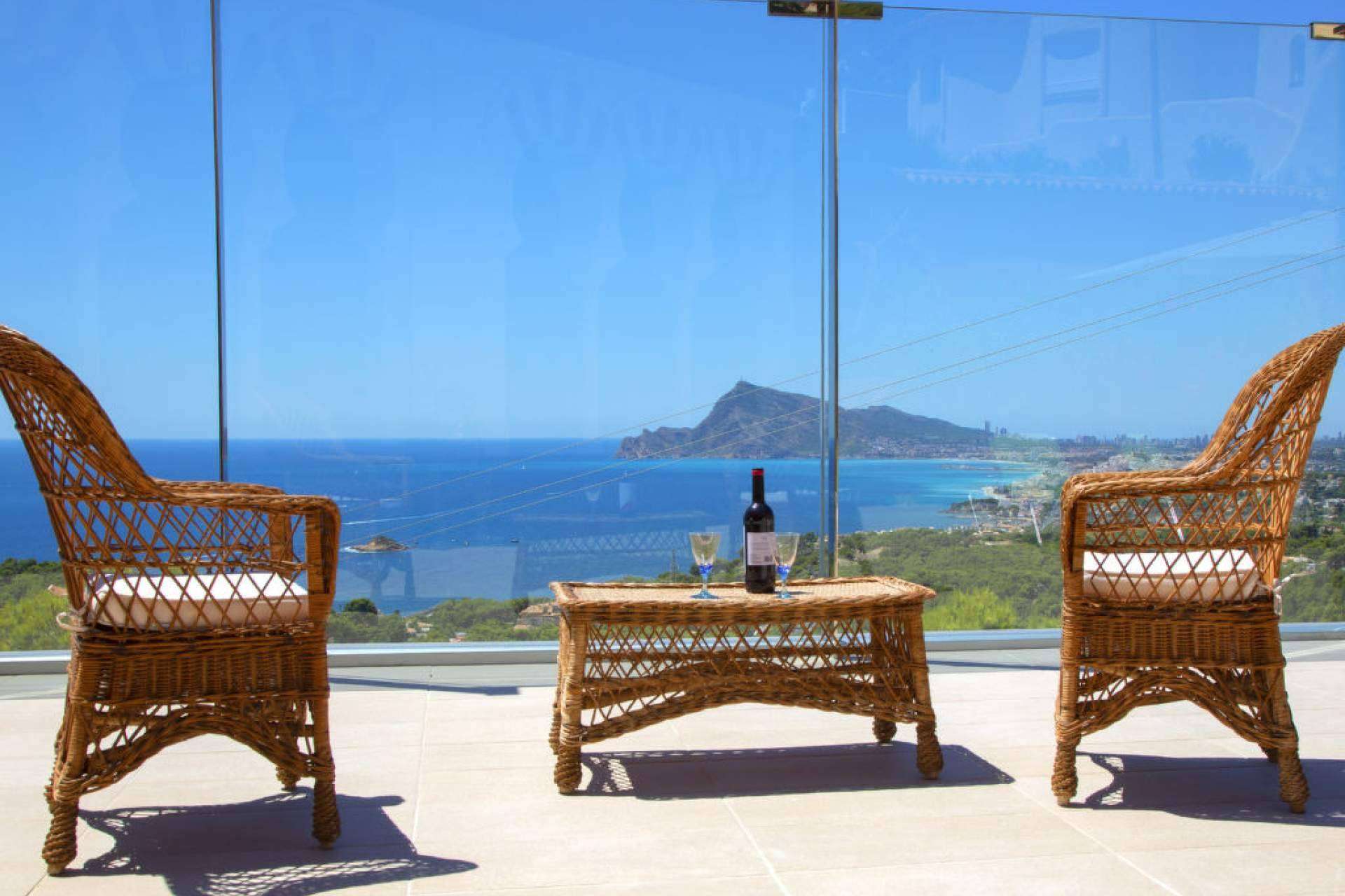 Disfrutar en la Costa Blanca de apartamentos y villas turísticas