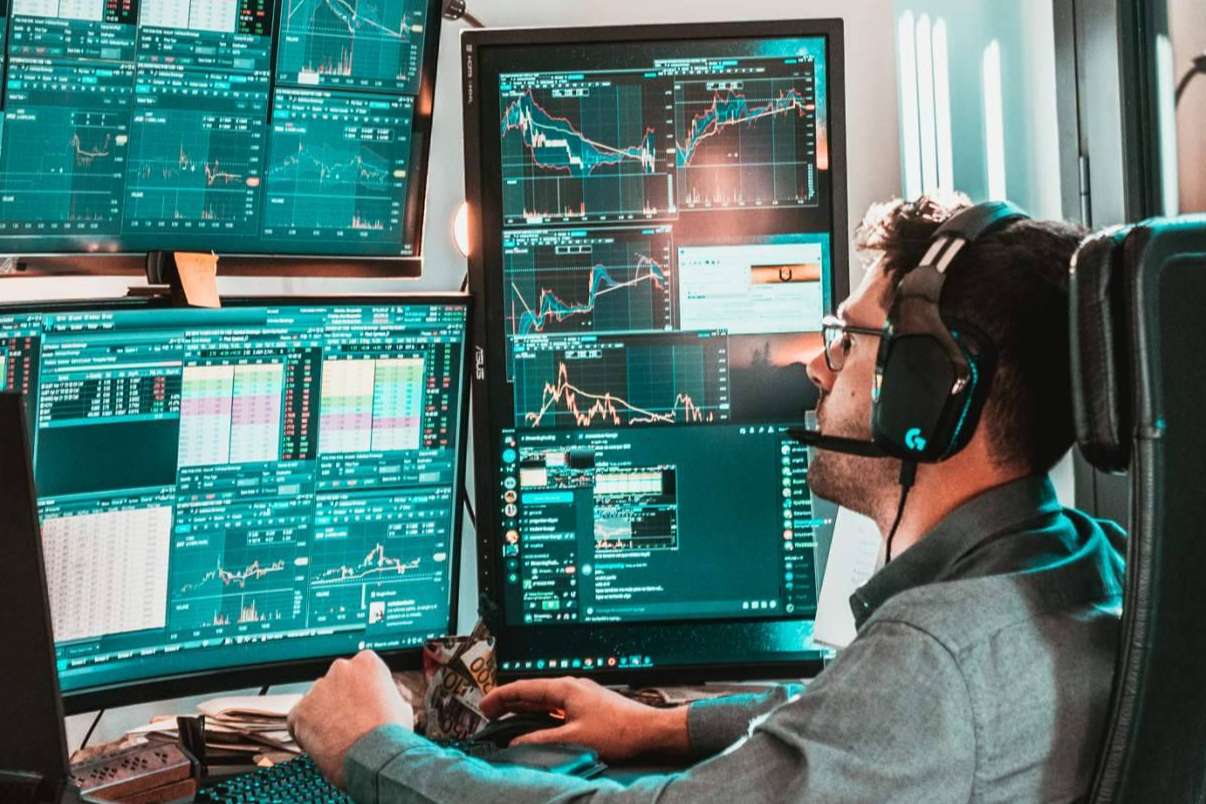 Dominar los básicos del trading con Streaming Trading, una formación imprescindible