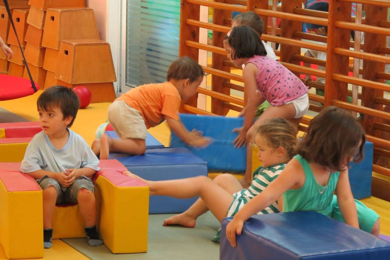 ¿Dónde encontrar cursos de Formación para trabajar con bebés y familias?