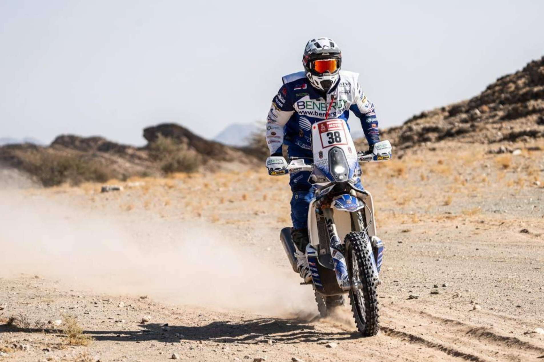 ADHESIVOSEMBARRADOS brinda sus servicios en el Dakar 2024