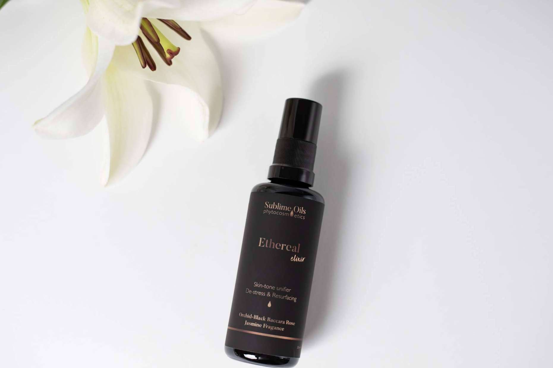 La respuesta neurocosmética a manchas y sensibilidad es Ethereal Elixir