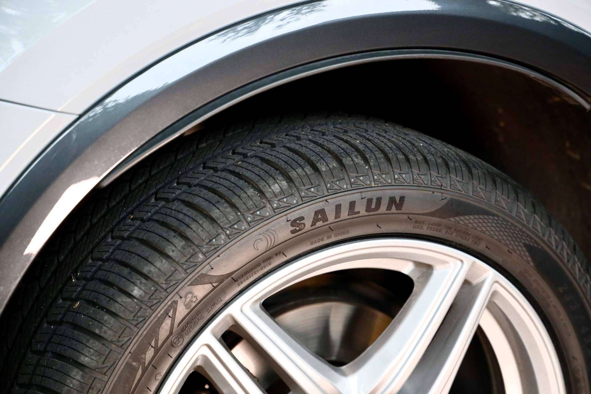 Obtener hasta 80 euros en cheques regalo, con la compra de neumáticos Sailun en Confortauto