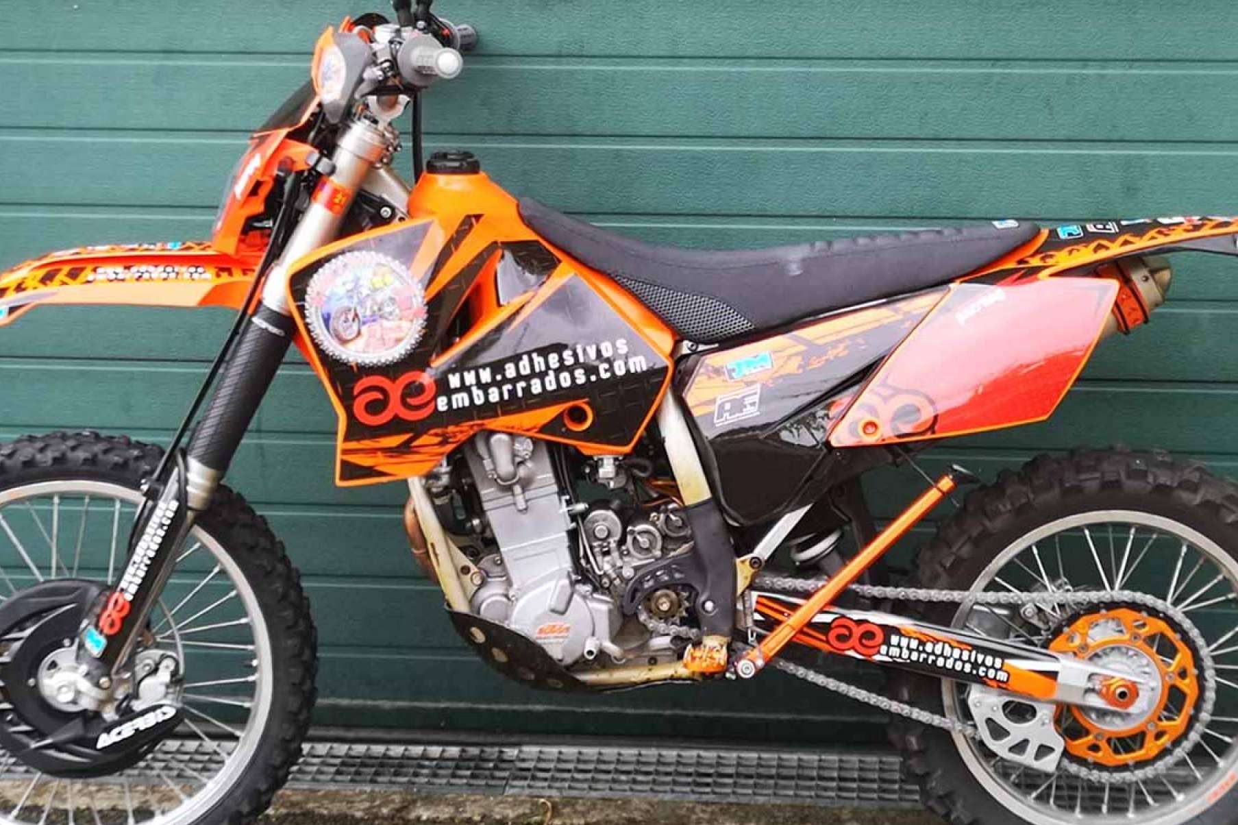 Adhesivos para motos de todas las marcas, modelos y categorías