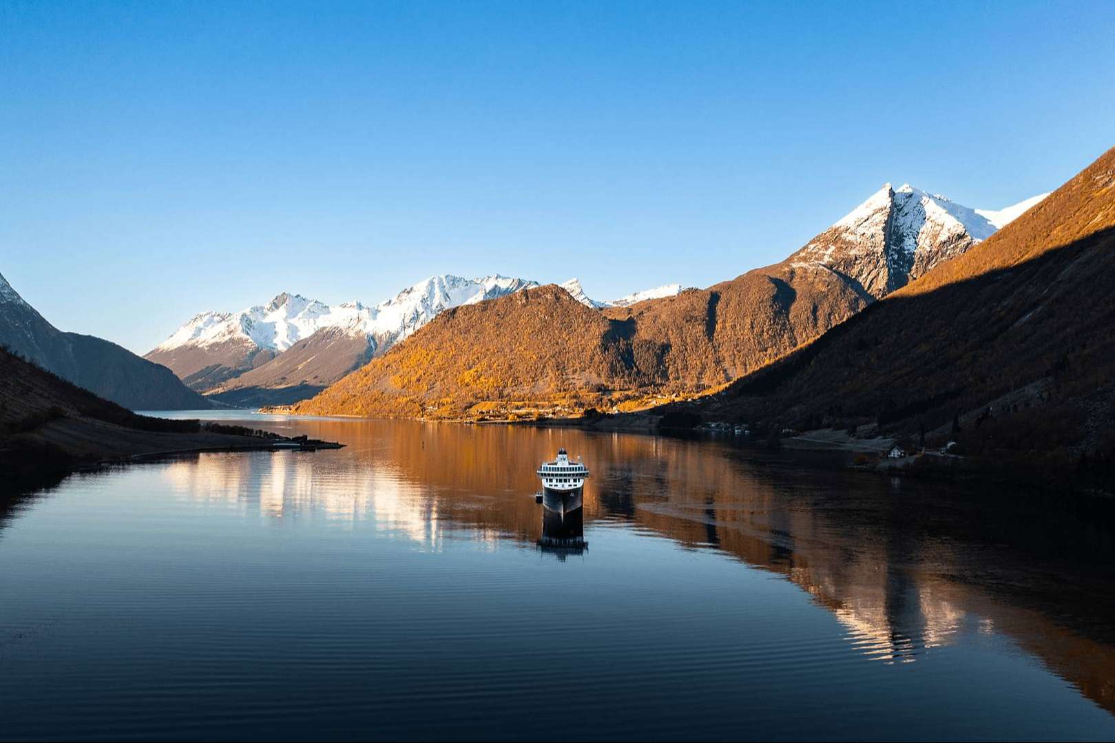 Inauguración del Havila Polaris en Hammerfest