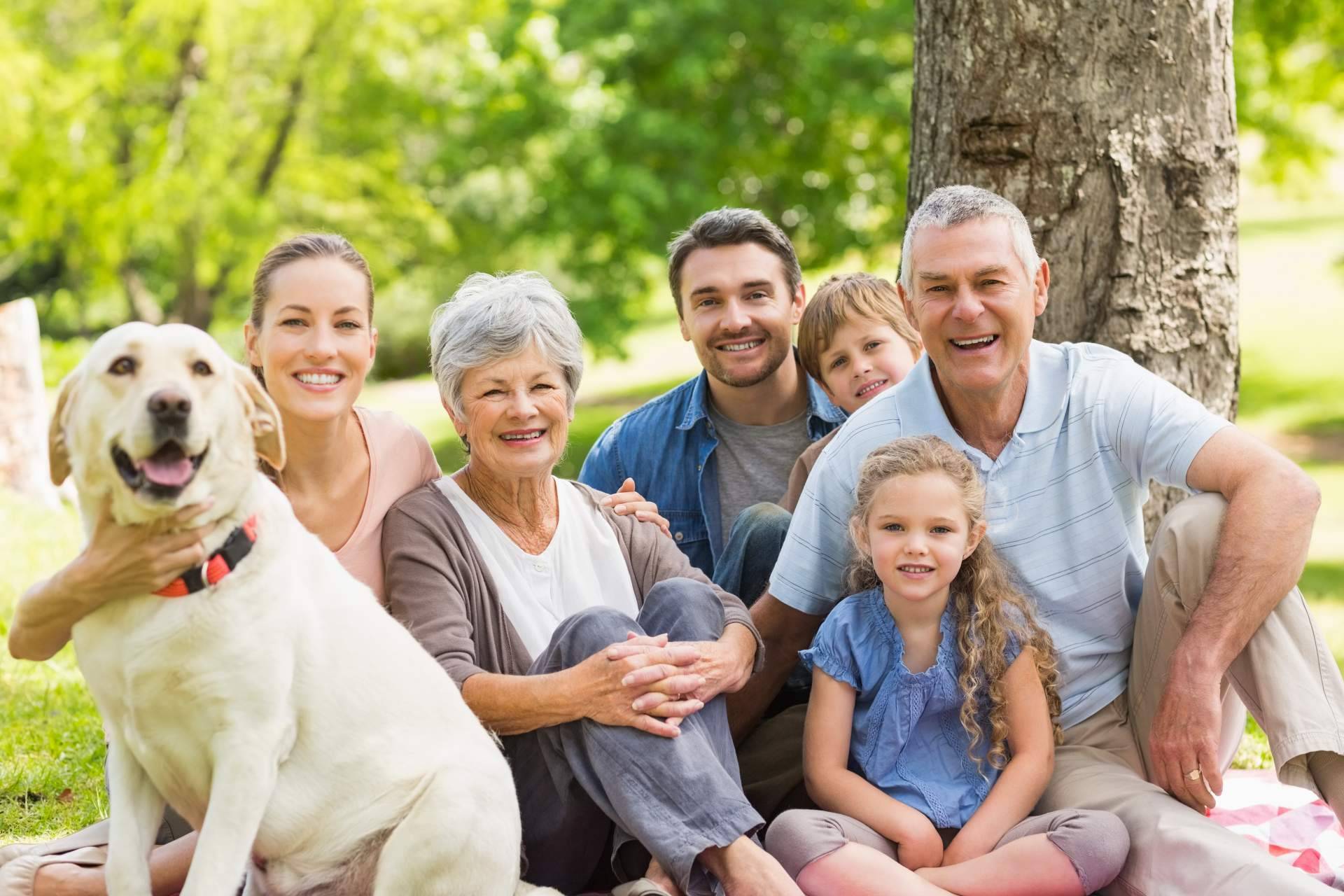 Deterioro cognitivo en adultos mayores; Esto No Es Noticia analiza causas y prevención