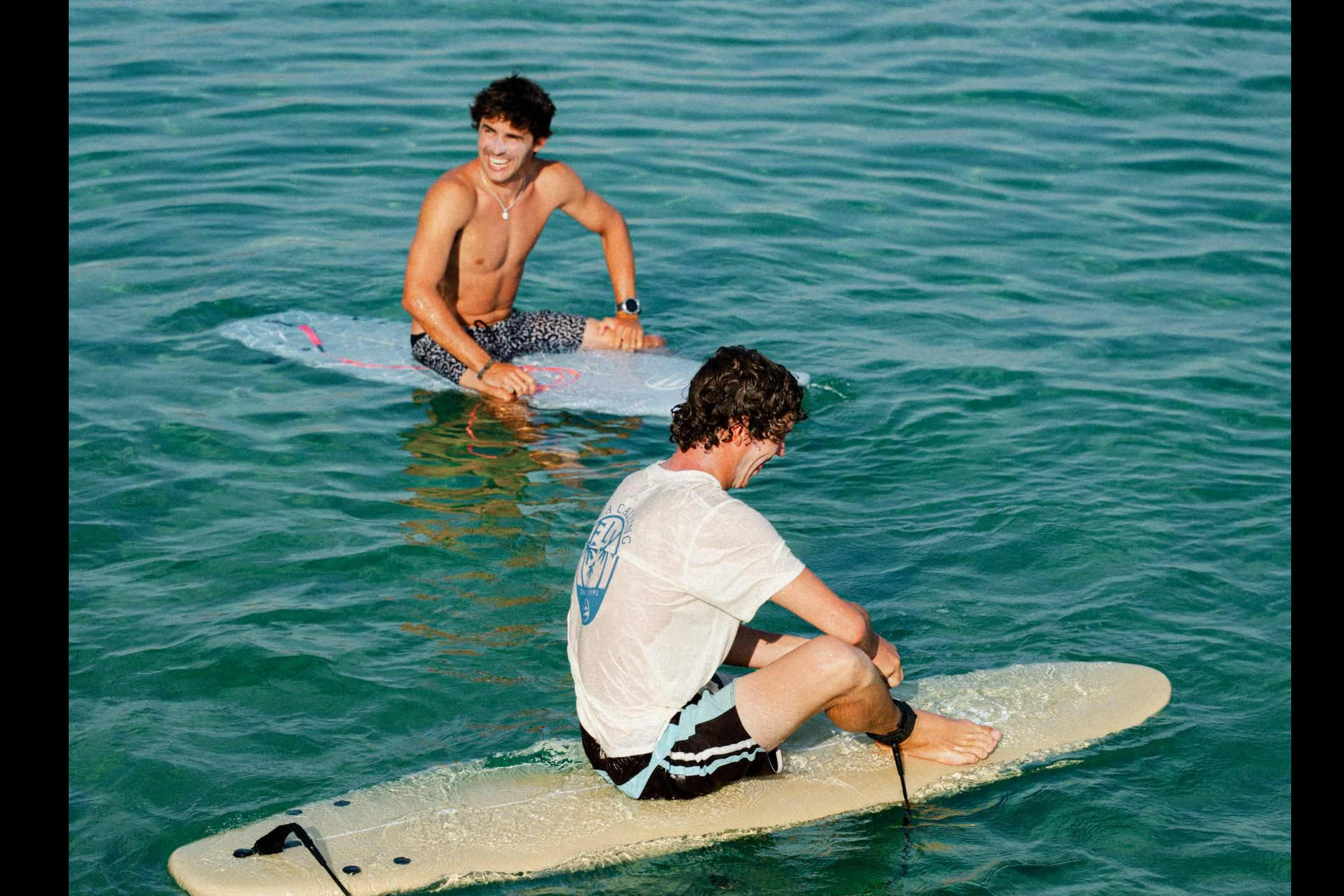 Fly lanza Big Kids, una colección de ropa que rinde homenaje al surf contemporáneo