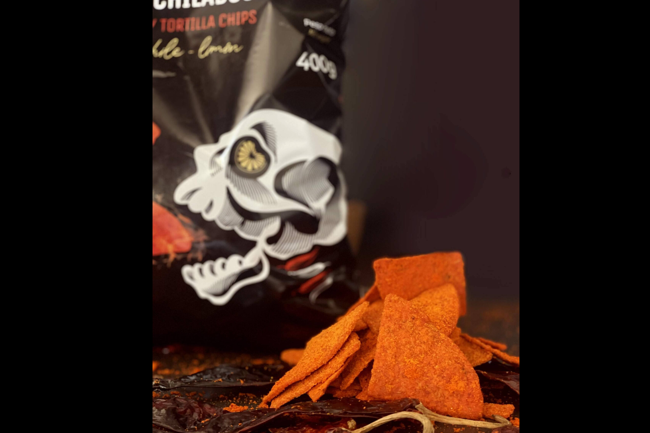 Totopos enchilados; el snack picante de Maíz Maya con fuerza, tradición y sabor único