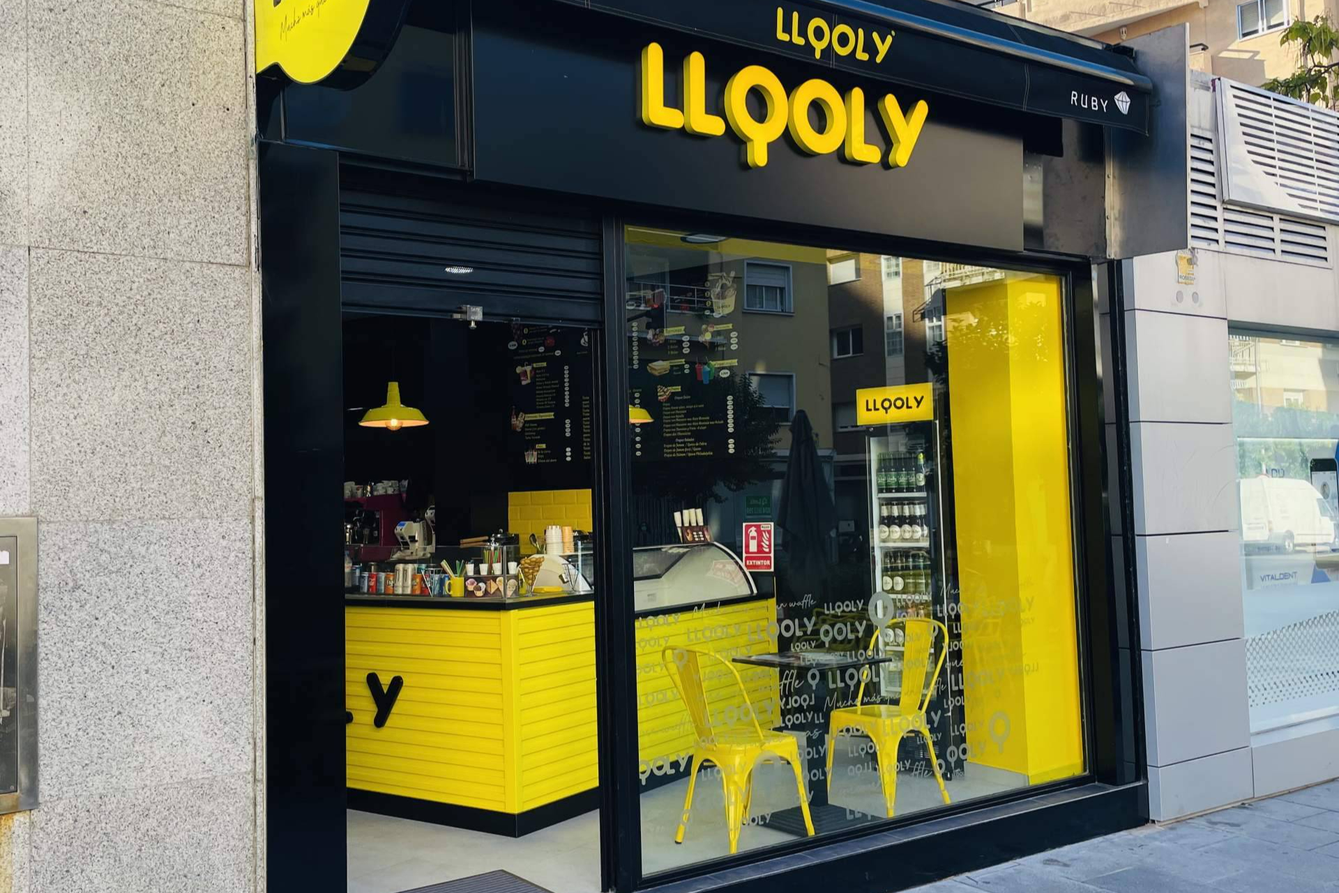 4 nuevas ciudades descubren LLOOLY; Xàtiva, Valencia, Jaén y Figueres se suman al fenómeno del postre de moda
