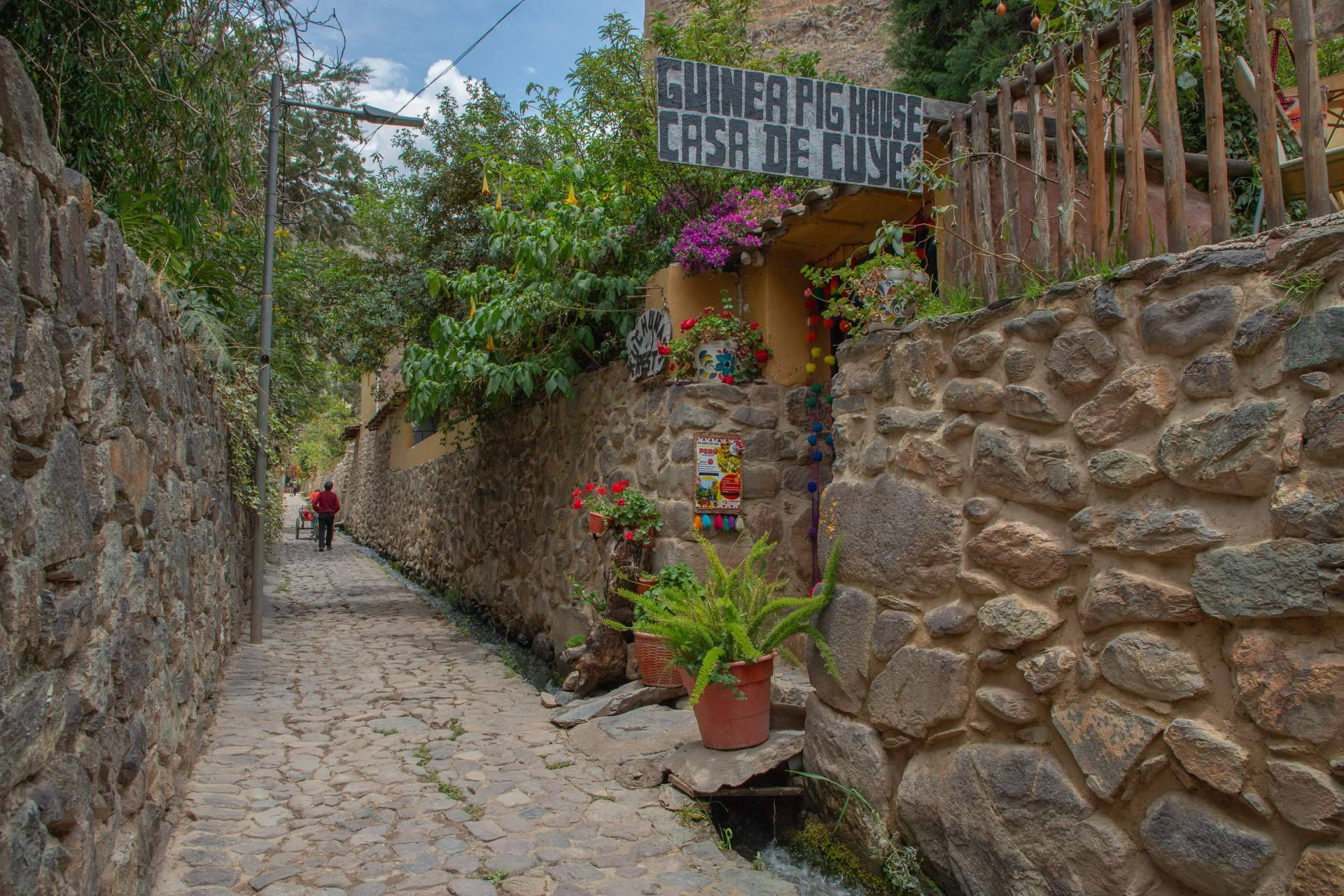 Cocatambo, hotel en Ollantaytambo con ubicación privilegiada, servicio 24/7 y conexión directa al tren