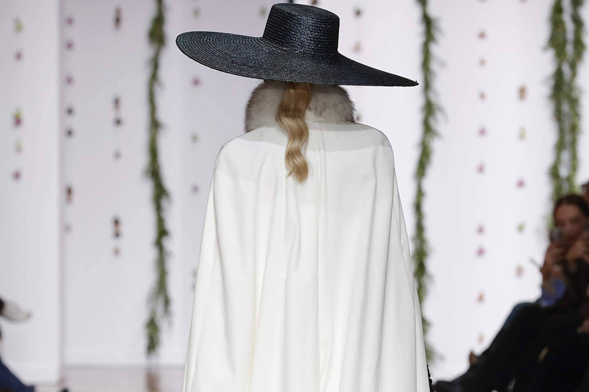 Capas para novias; Capas Capicúa se estrena en moda nupcial con su colección en Atelier Couture 2025