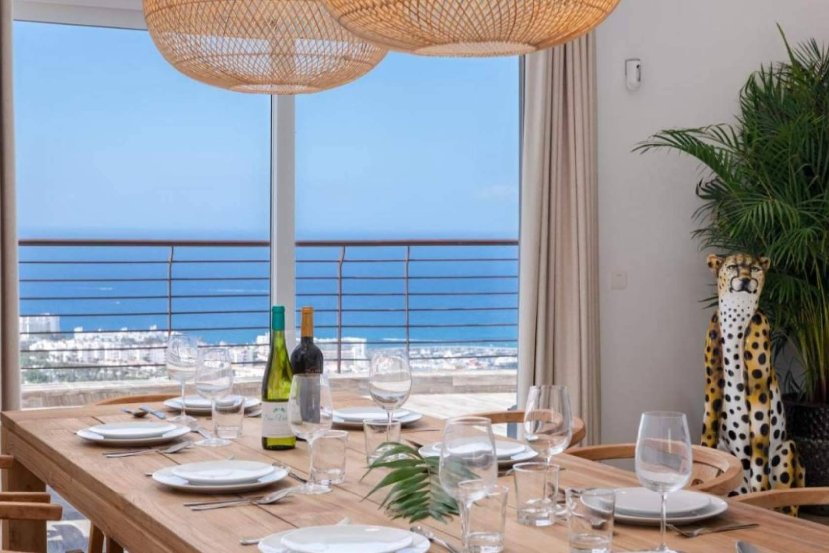 Alojarse Villas de Lujo en Tenerife ; con alquiler de coche y traslados incluidos
