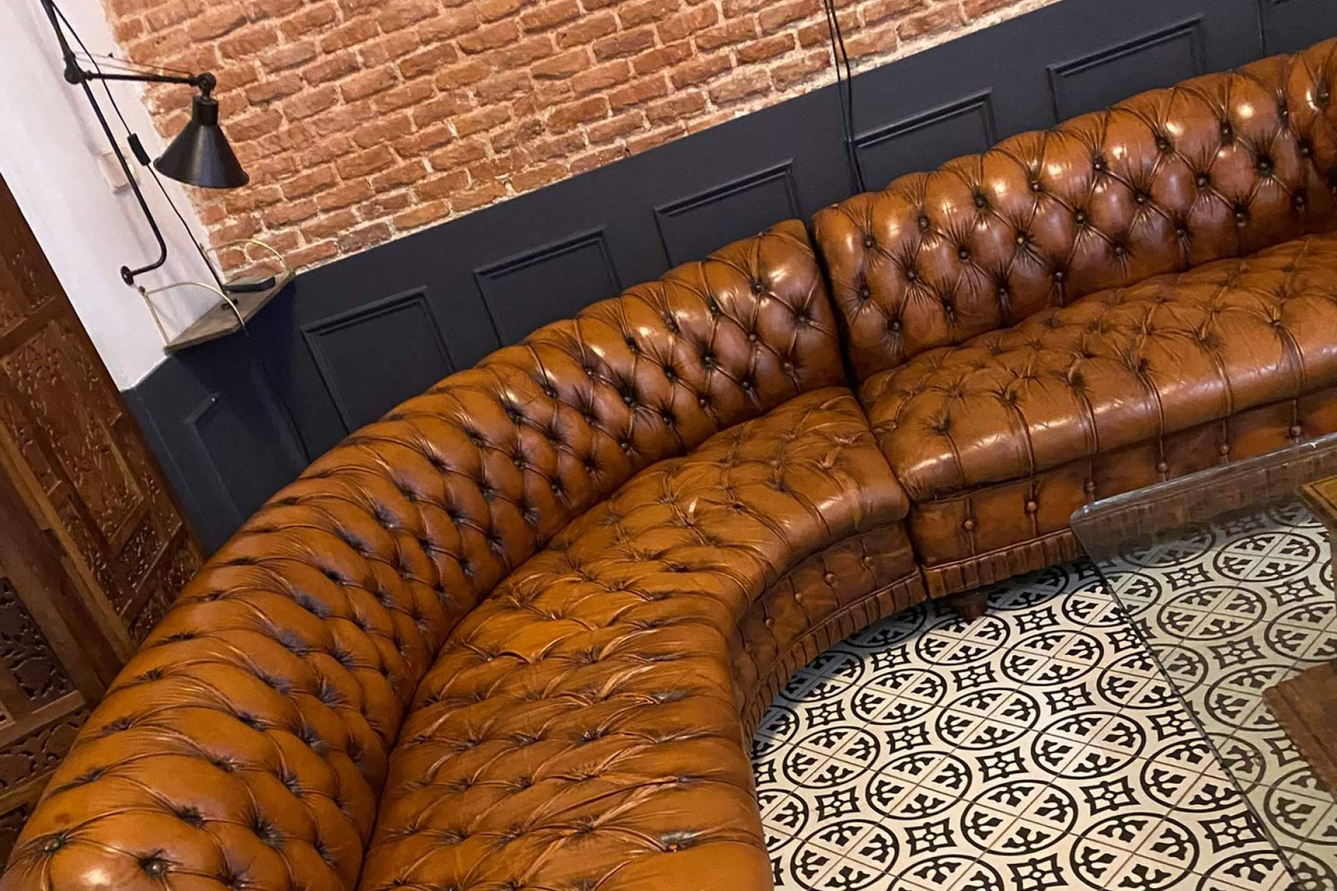 Tapicero en Madrid especializado en tapizado, retapizado y restauración de muebles