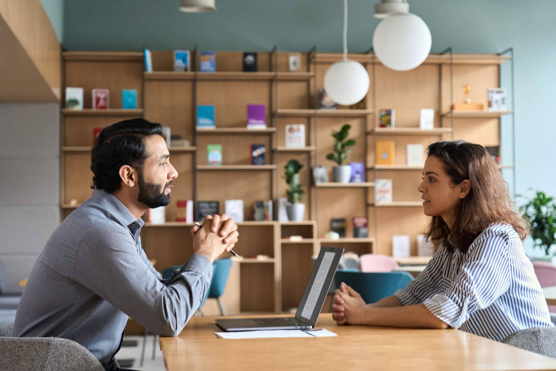 Decisiones de talento más precisas con el enfoque de headhunting y evaluación de Talent Match