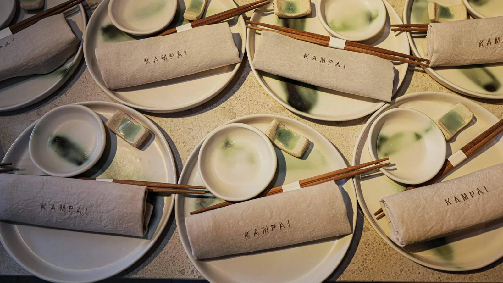 Kampai refuerza su propuesta en Cadaqués con barra omakase, selección de sake y servicios para eventos